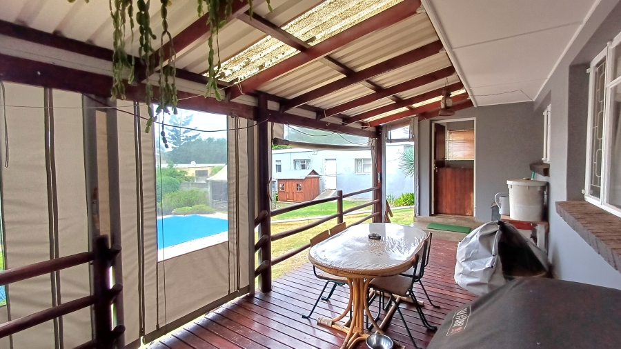 4 Bedroom Property for Sale in Vanes Estate Eastern Cape